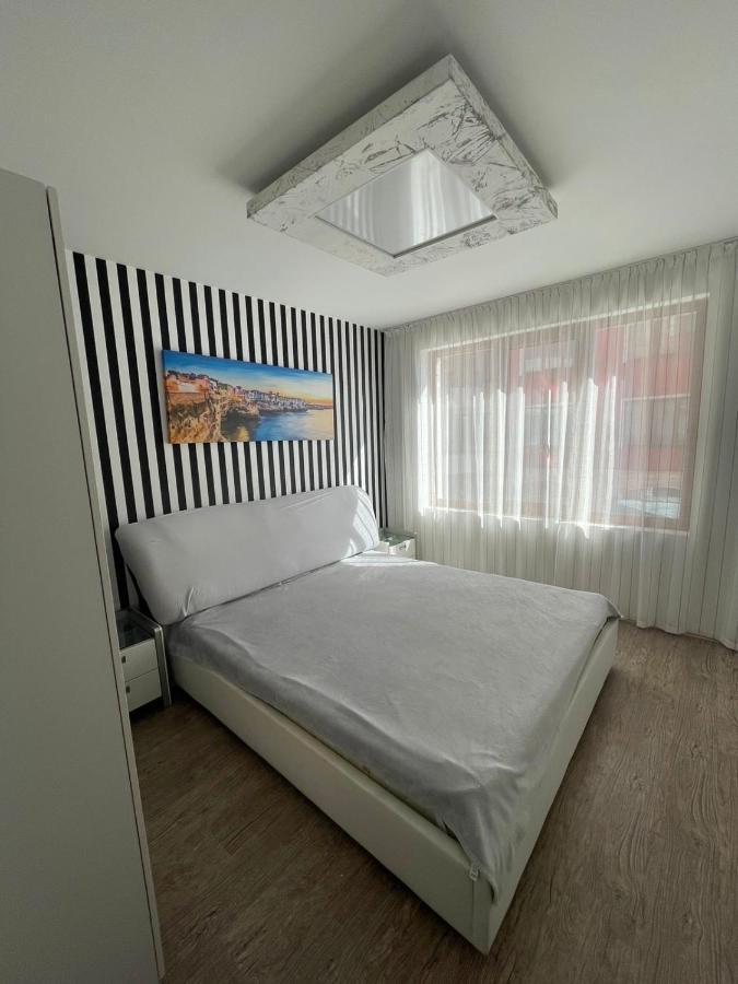 Rich-1 Sp Apartment *